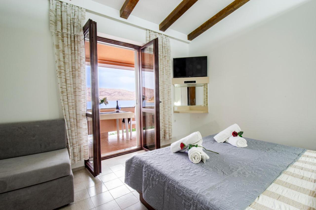 Apartments Galapagus privat beach&boat dock Metajna Extérieur photo