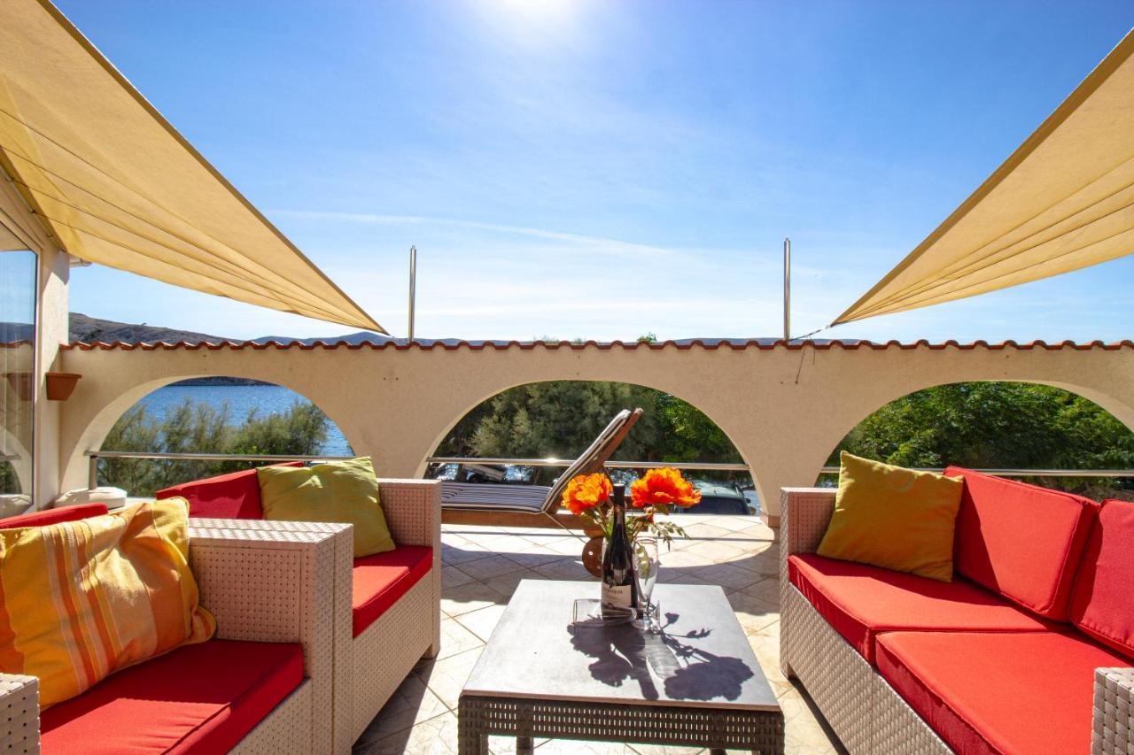 Apartments Galapagus privat beach&boat dock Metajna Extérieur photo